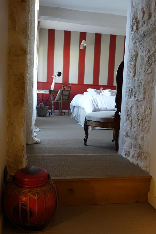 Bed and Breakfast Un Banc Au Soleil Marsilly  Exteriér fotografie