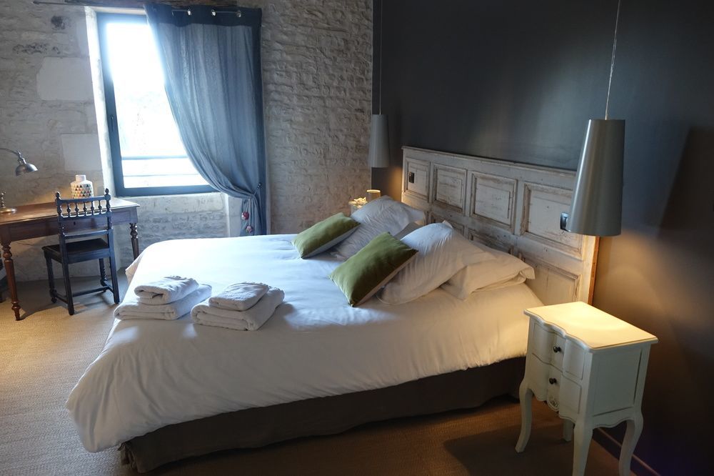 Bed and Breakfast Un Banc Au Soleil Marsilly  Exteriér fotografie